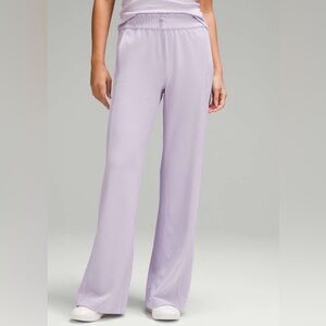 Lululemon Ribbed Softstreme Mid-Rise Pant 32" (Preloved) MSRP